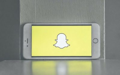 Snapchat Drops Daily Users, Workplace for Facebook Acquires Redkix, and More Social Media News