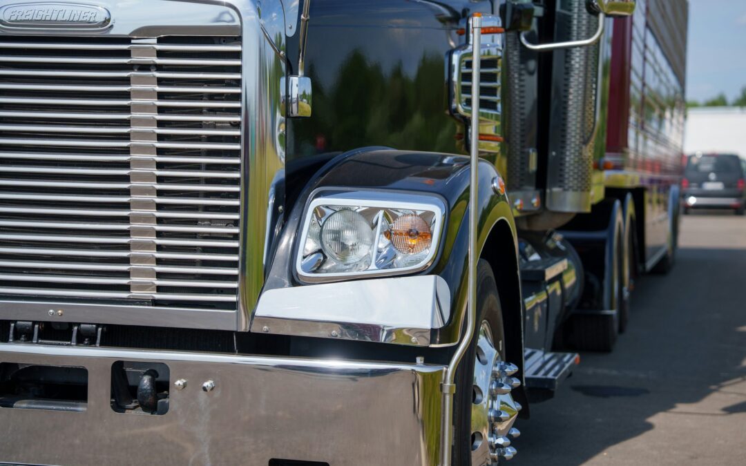 How much should a logistics company spend on marketing?